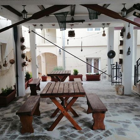 Apartments Bella Di Boka Tivat Buitenkant foto