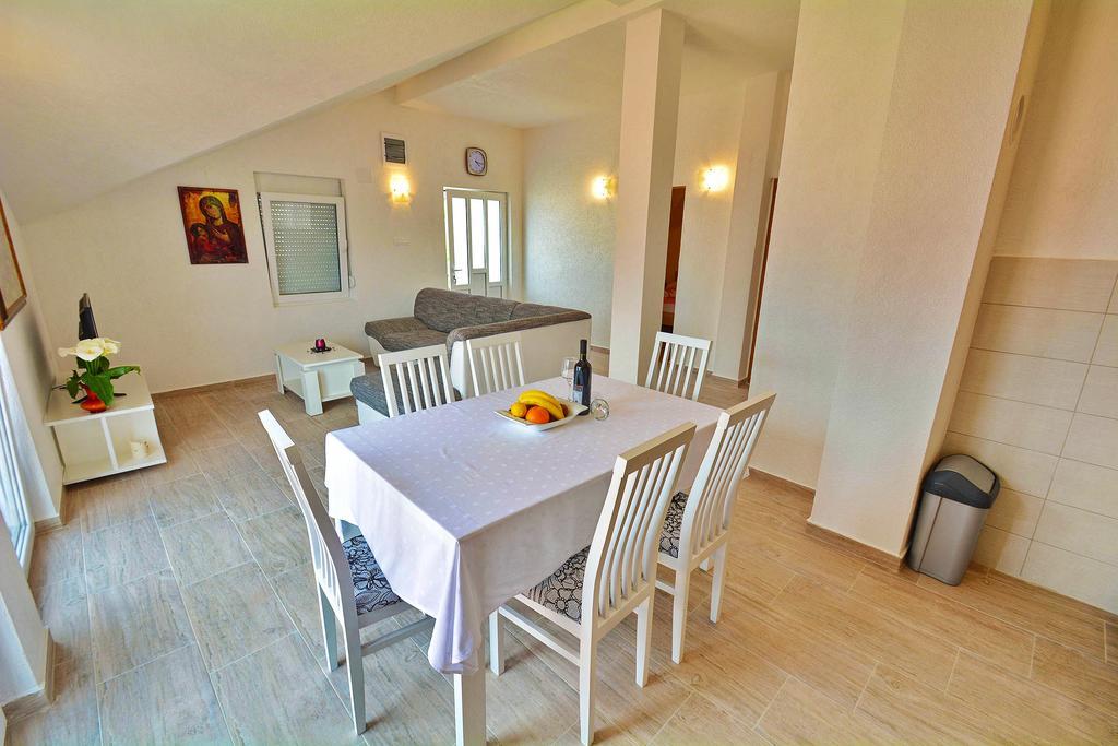 Apartments Bella Di Boka Tivat Buitenkant foto
