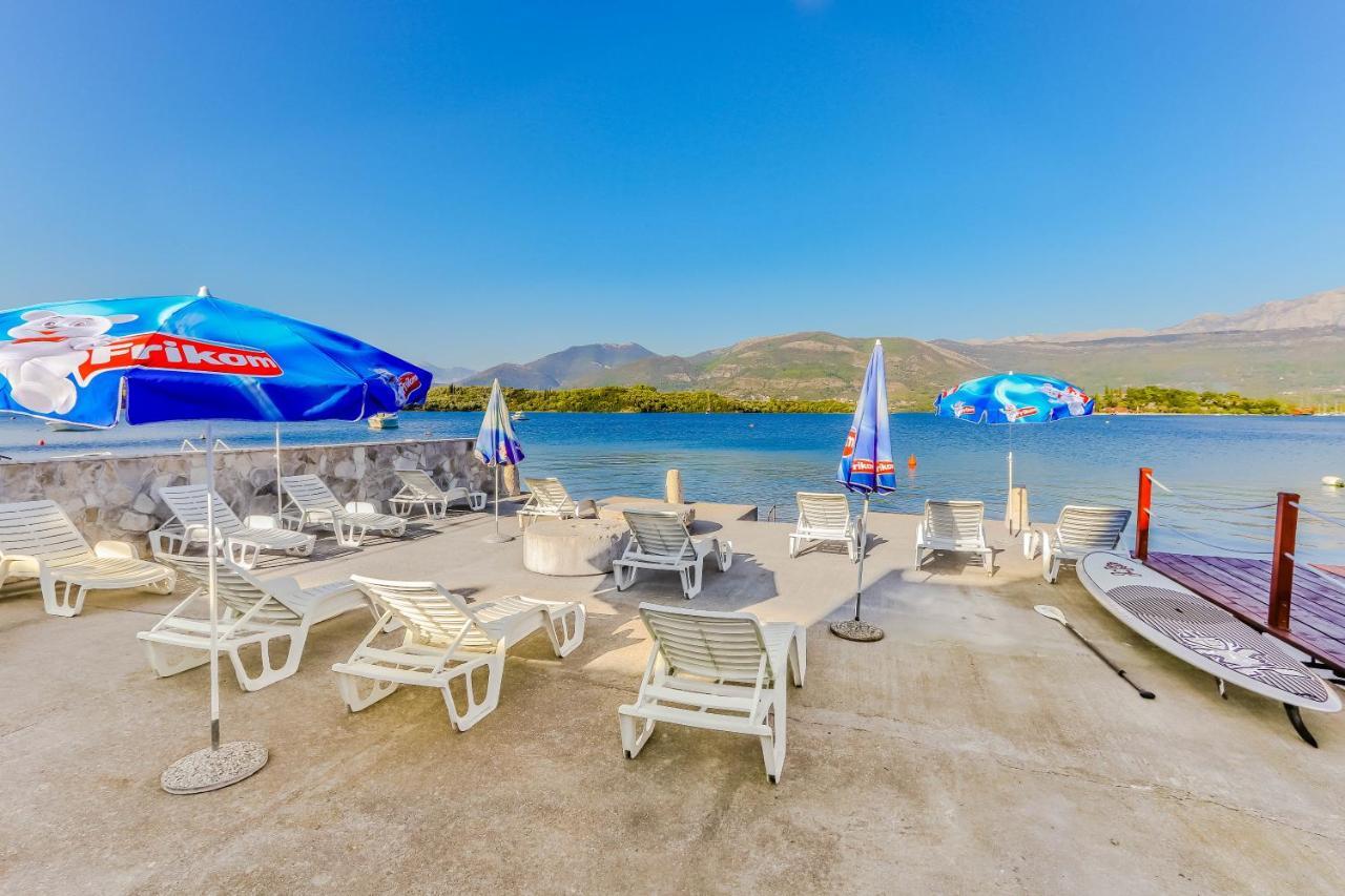 Apartments Bella Di Boka Tivat Buitenkant foto
