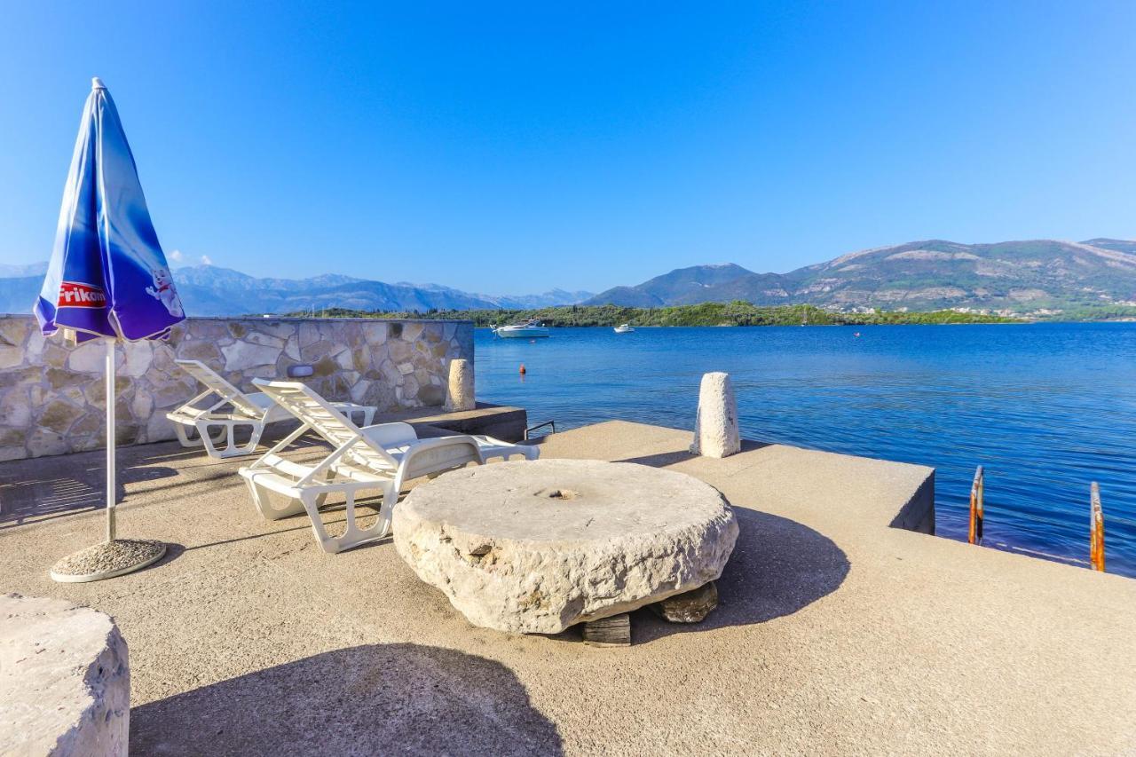 Apartments Bella Di Boka Tivat Buitenkant foto