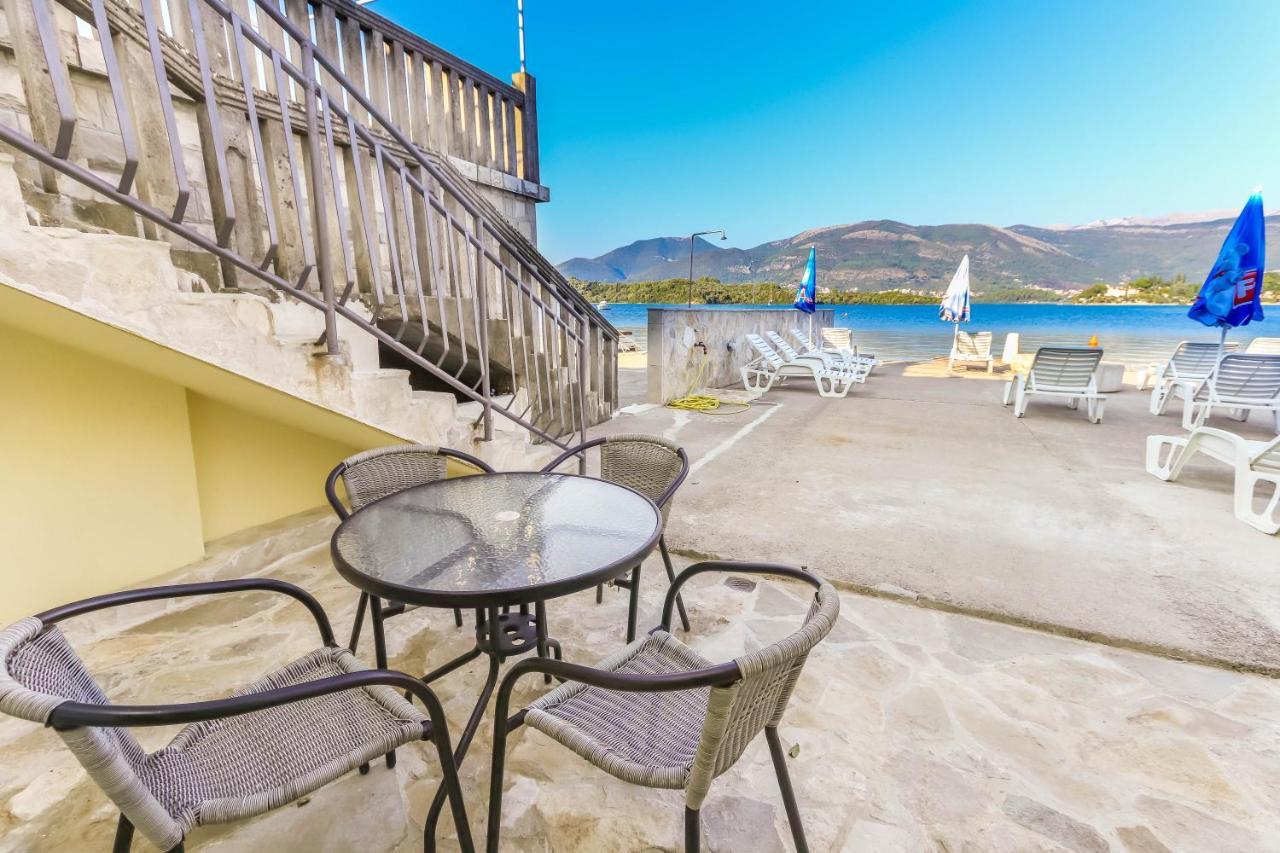 Apartments Bella Di Boka Tivat Buitenkant foto